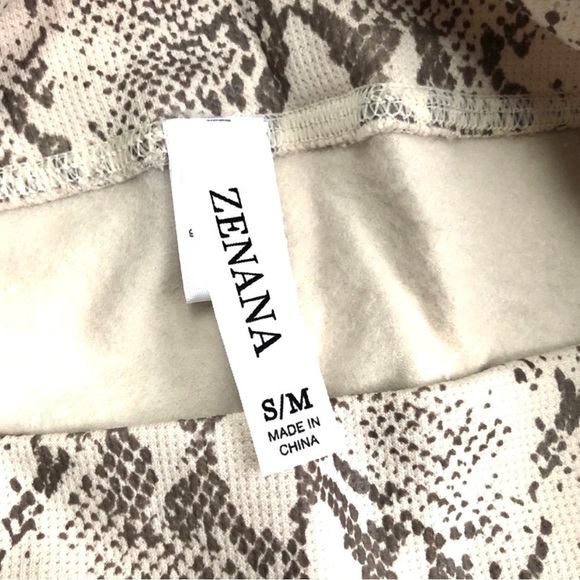 Snakeskin Print Fleece Lined Mocha Tan Zenana Leggings S/M - Picture 4 of 6